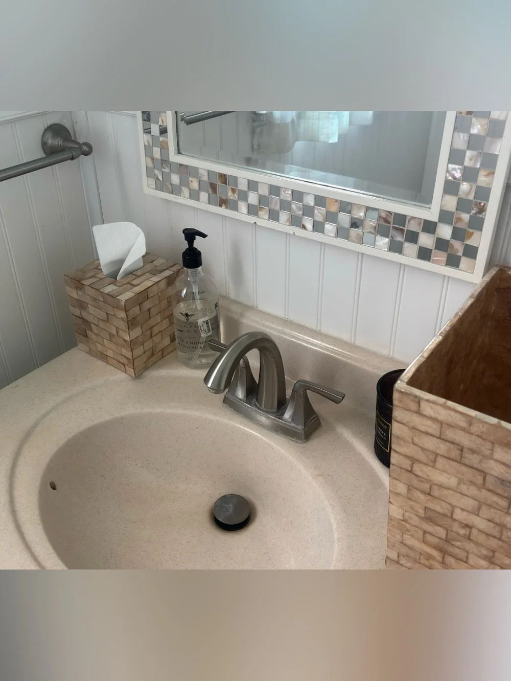 Authentic Labrazel Capiz Shell 2-Piece Bathroom Vanity Set